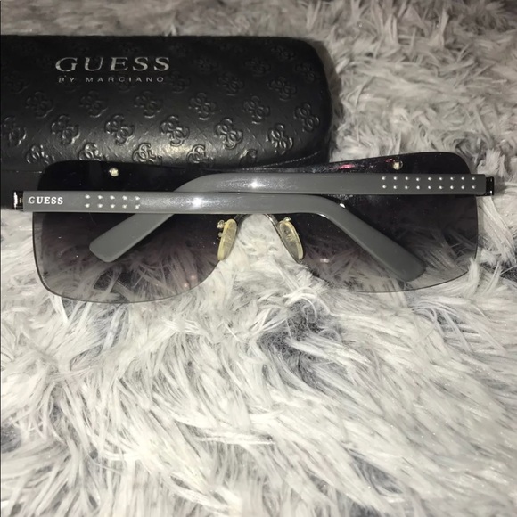 Authentic GUESS by Marciano Sunglasses - Picture 4 of 4